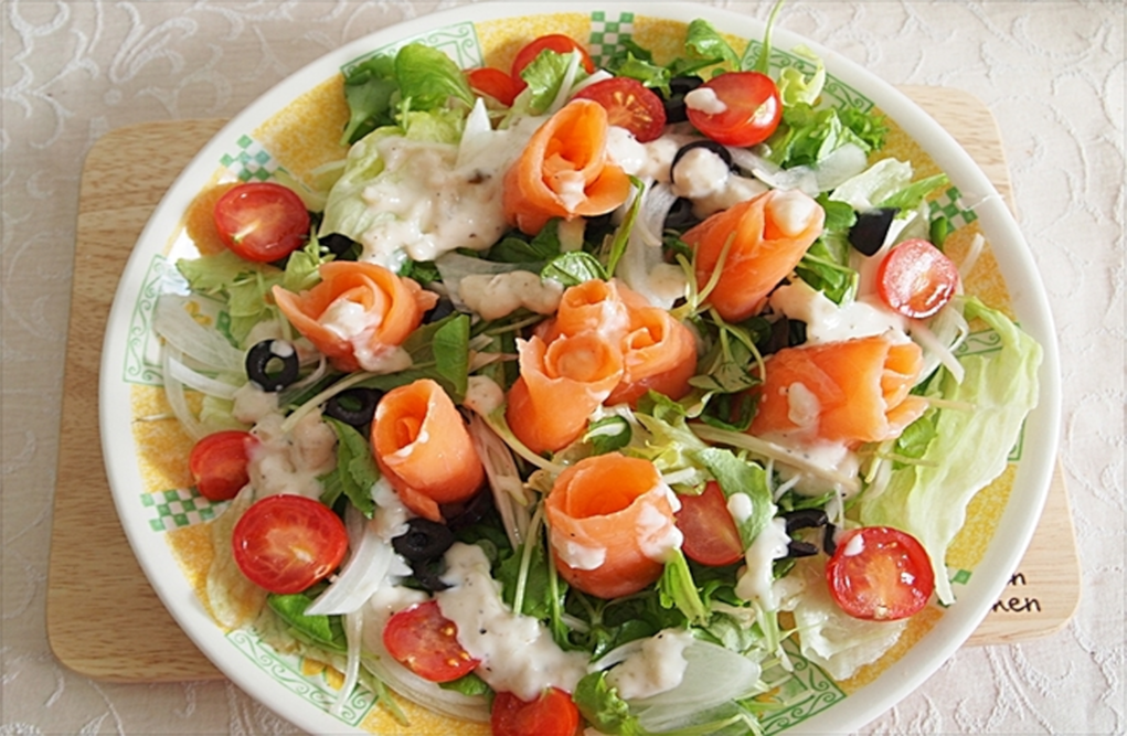 상큼한 훈제연어 샐러드