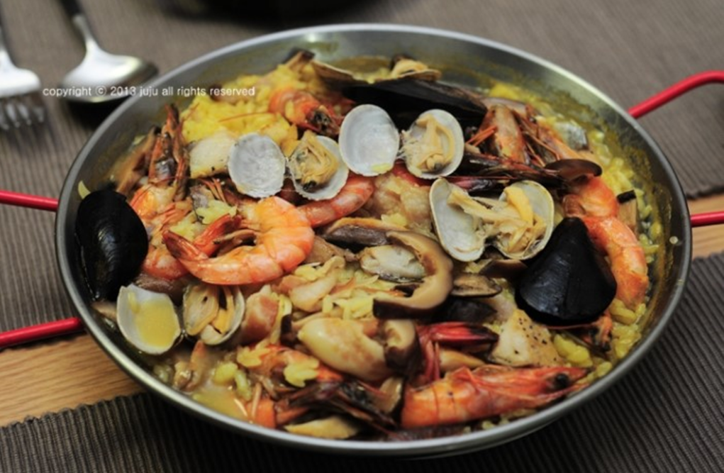 스폐인 철판 해물 고등어 볶음밥