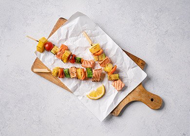 노르웨이 연어 꼬치구이