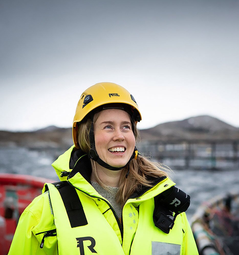 가두리 양식장의 사빈 포스모 씨