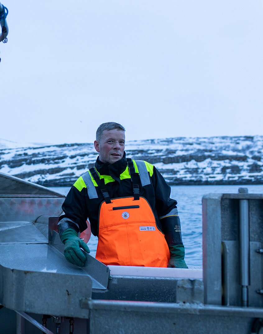 어선 위의 어부